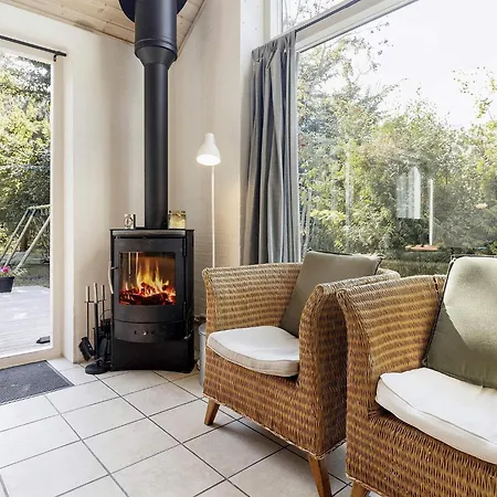 4 Star Holiday Home In Vaeggerlose *