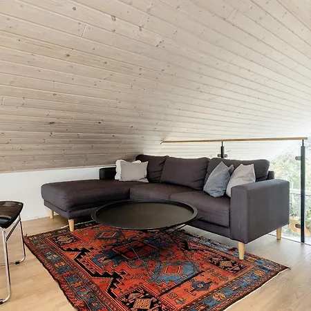 4 Star In Vaeggerlose Semesterbostad Bøtø By
