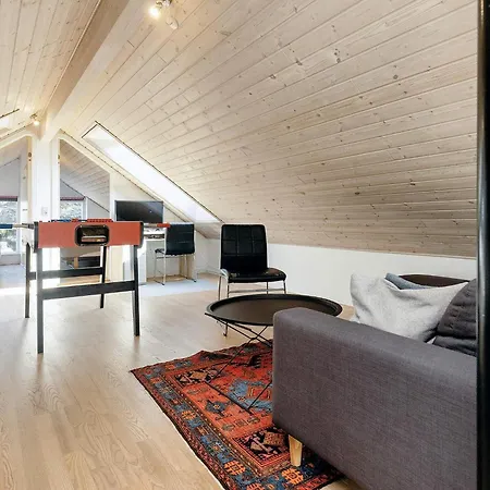 Semesterbostad 4 Star In Vaeggerlose *