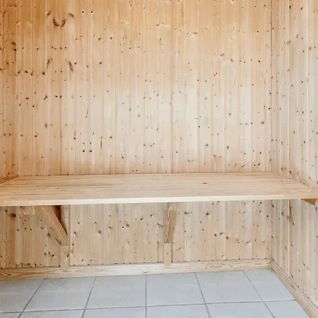 Semesterbostad 4 Star In Vaeggerlose Bøtø By