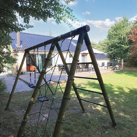 4 Star In Vaeggerlose Semesterbostad Bøtø By